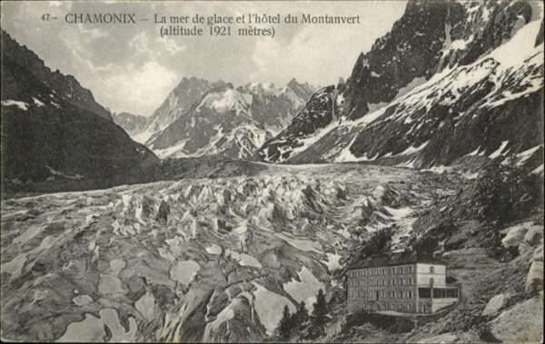 Chamonix La mer de glace l_Hotel du Montanvert