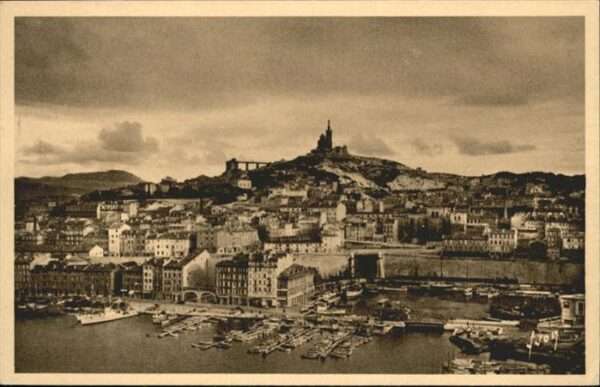Marseille Bouches-du-Rhone la Colline le Vieux Port