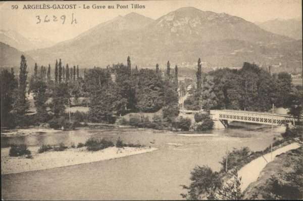Argeles-Gazost Le Gave au Pont Tillos