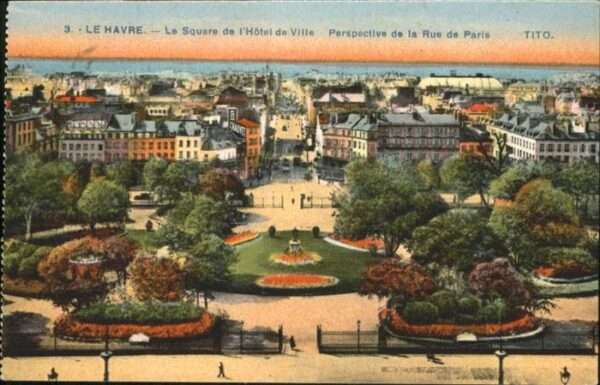 Le Havre Square de Hotel de Ville