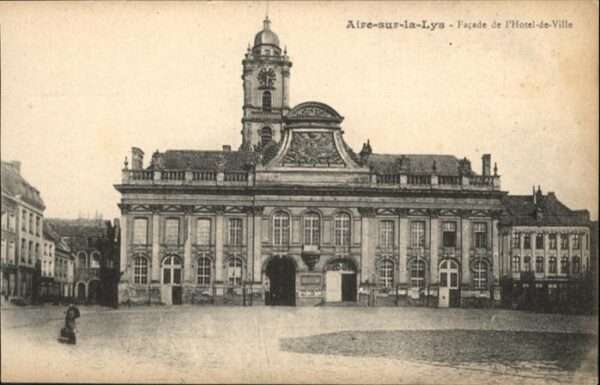 Aire-sur-la-Lys Facade Hotel de Ville