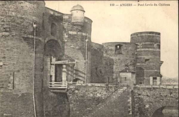 Angers Pont Levis du Chateau