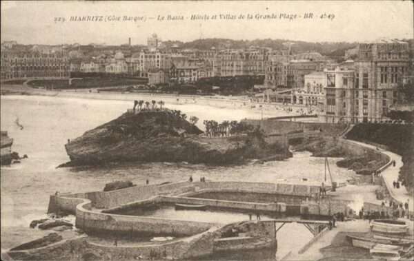 Biarritz Pyrenees Atlantiques Hotels Villas