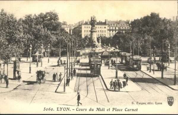 Lyon France place Carnot Strassenbahn Kutsche