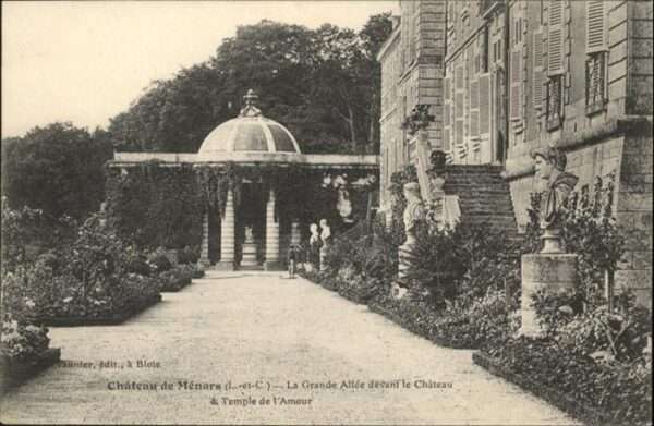 Menars Chateau