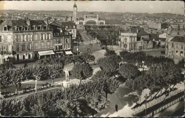 Vienne Place Jourdan