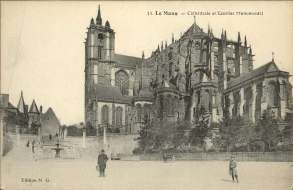 Le Mans Sarthe Cathedrale Escalier Monument
