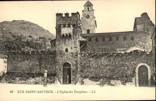Luz-Saint-Sauveur Hautes Pyrenees Eglise des Templiers
