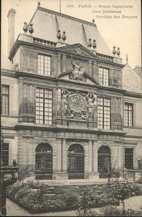 Paris Musee Carnavalet
Cour Interieure
Pavi