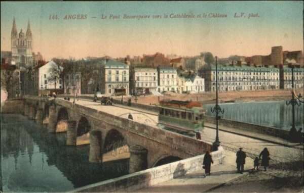Angers Pont Beaurepaire
Cathedrale
Chateau