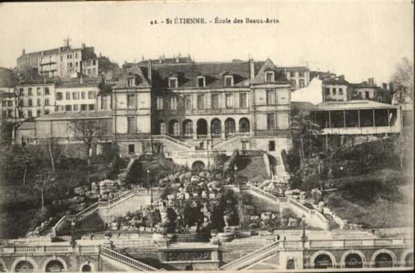 Saint-Etienne-la-Varenne Ecole des Beaux Arts