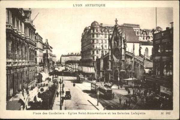 Lyon France Place des Cordeliers
Eglise Saint-Bona