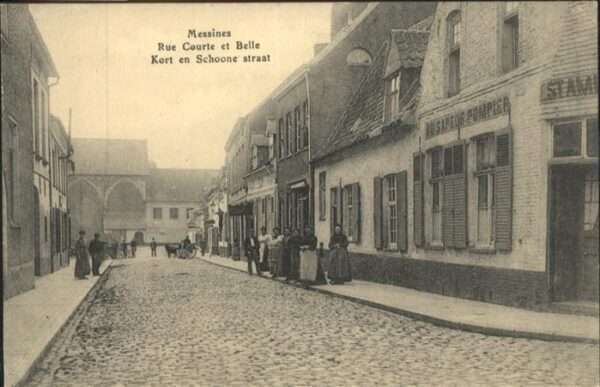 Messines Rue Courts es Belle