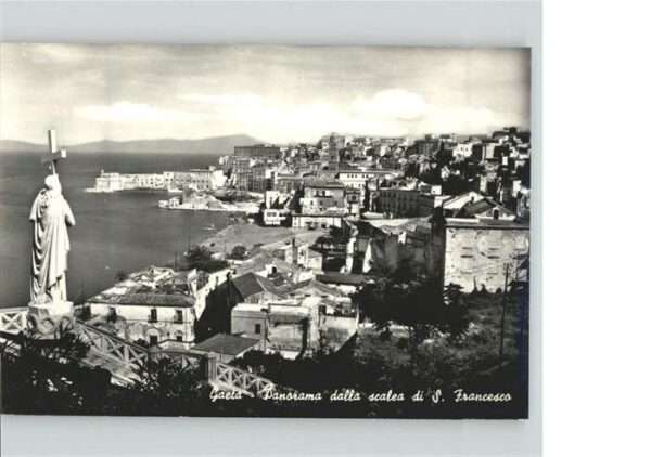 Gaeta scalea di S. Francesco Freitreppe