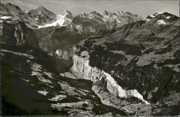 Maennlichen Lauterbrunnental