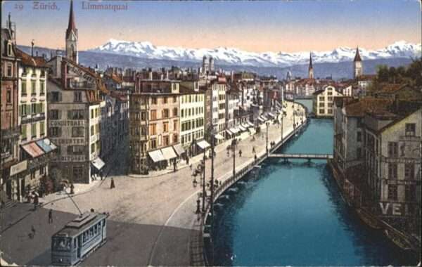 Zuerich Limmatquai Brücke Strassenbahn