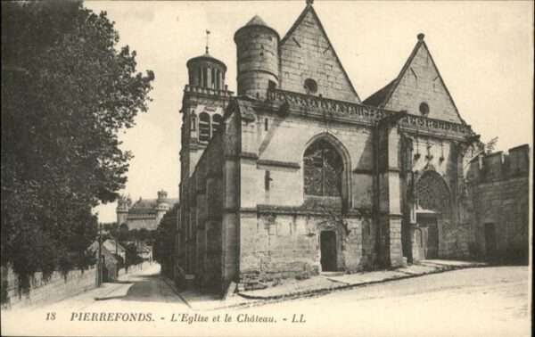 Pierrefonds Eglise 
Chateau