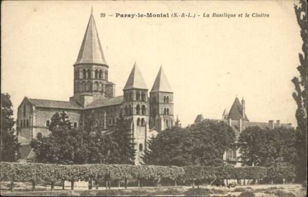 Paray-le-Monial Basilique
Cloitre