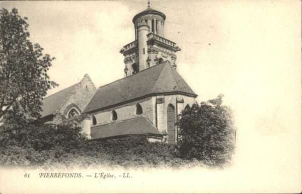 Pierrefonds Eglise