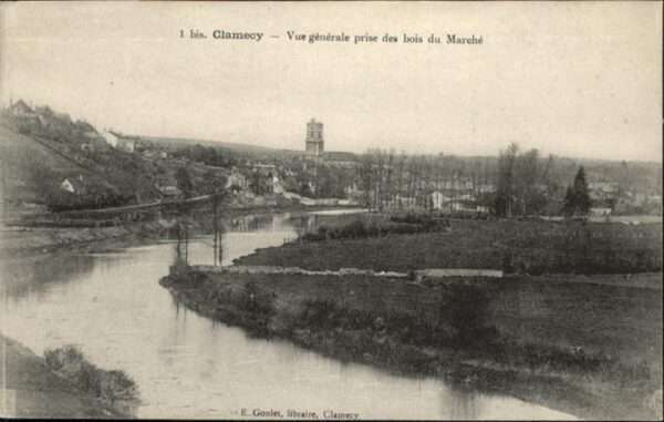 Clamecy Vue generale prise de bois du Marche