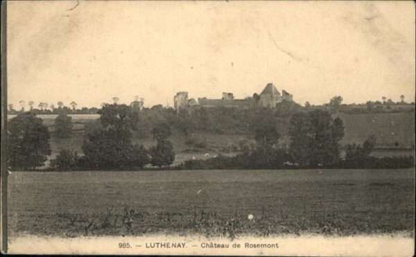 Luthenay-Uxeloup Cahtau de Rosemont