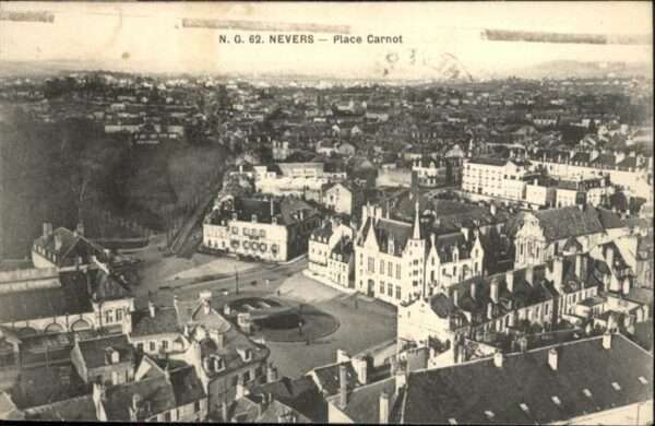 Nevers 58 Place Carnot