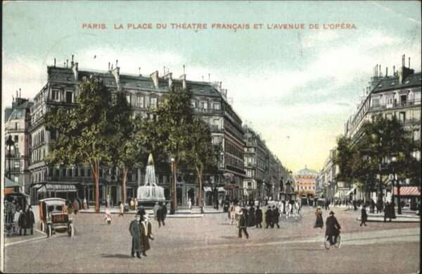 Paris Place du Theatre Francais
Avenue de L_