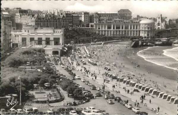 Biarritz Pyrenees Atlantiques Grande Plage 
Jardins