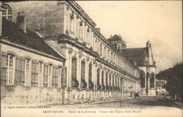 Saint-Mihiel Hotel de la Dicision
Choeur de L_Eglis