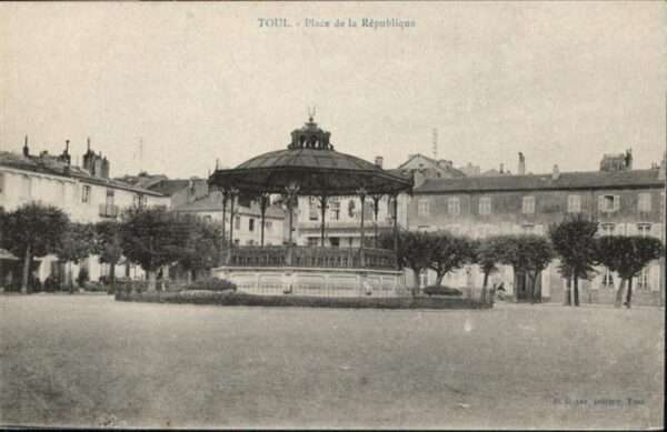 Toul 54 place de la Republique