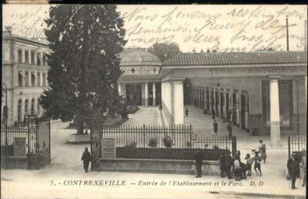 Contrexeville Vosges Entree de L_Etalissement
Parc