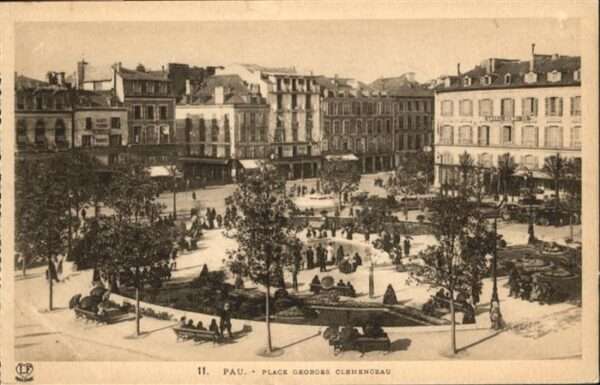 Pau 64 Place Georges Clemenceau