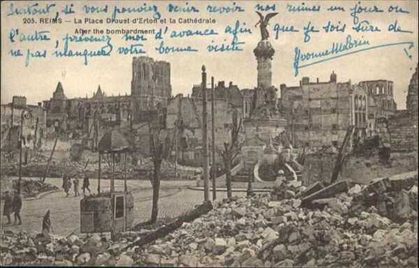 Reims Champagne Ardenne Place Droust-d-Erlon
Cathedrale