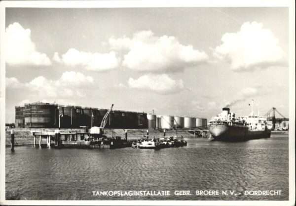 Dordrecht Tankopslaginstallatie Schiff