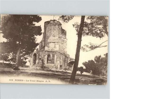 Nimes Tour Magne