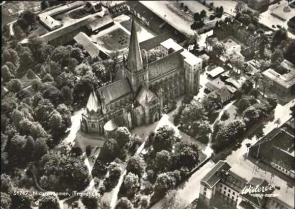 Trondheim Nidarosdomen Fliegeraufnahme