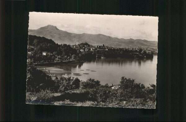 Hendaye Pyrenees Atlantiques Frontière Franco-Espagnole
Vue general