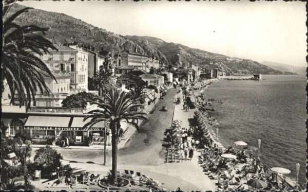Menton Alpes Maritimes Promenade 
Plage
vues du Casino