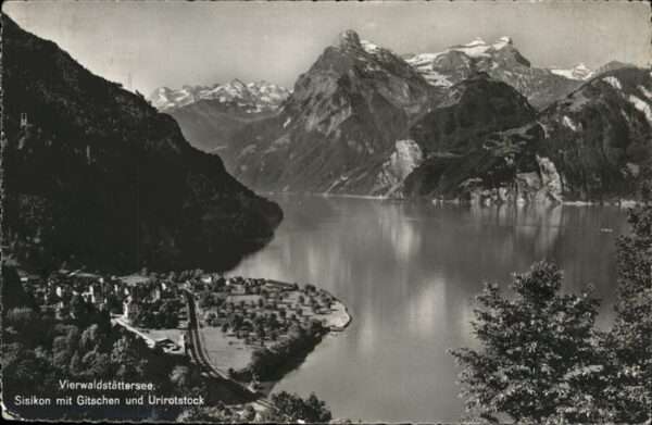 Vierwaldstaettersee SZ Sisikon Gitschen Urirotstock