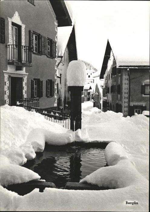Berguen Bravuogn GR Brunnen Winter