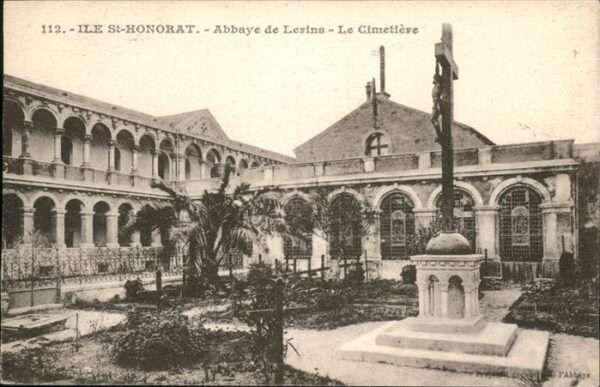 Ile Saint-Honorat Alpes Maritimes Abbaye Lerins