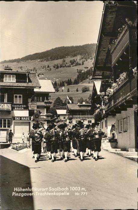 Saalbach-Hinterglemm Pinzgauer Trachtengruppe