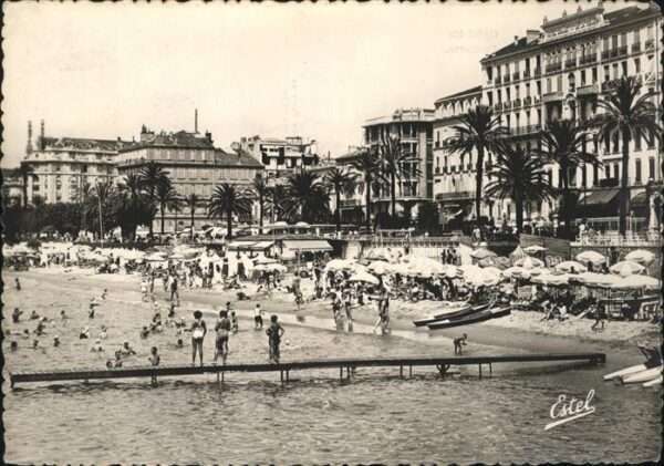 Cannes Alpes-Maritimes Plage de la Croisette Beach
