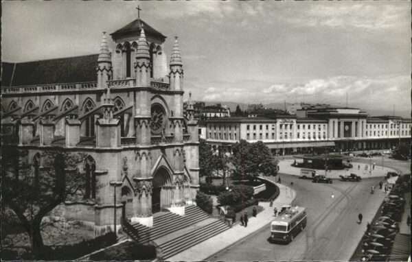 Geneve GE Eglise Notre-Dame Place Cornavin Gare