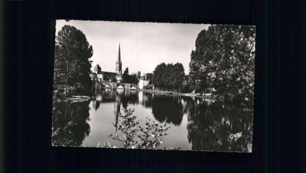 Saint-Savin Vienne Eglise Vieux Pont