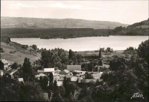 Aydat Lac
