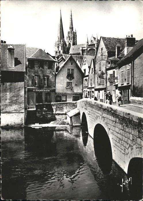 Chartres 28 Pont Cathedrale