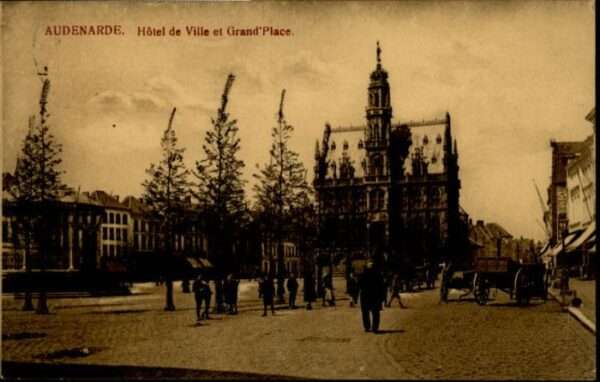 Audenarde Grand Place Hotel de Ville