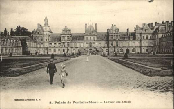 Fontainebleau Palais