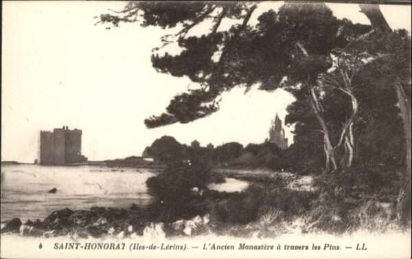 Ile Saint-Honorat Alpes Maritimes Monastere
